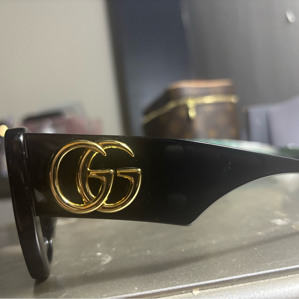 Gucci Gold and Black Sunglasses with Iconic Logo